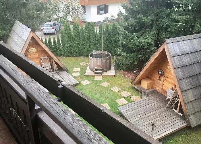 J-max * Μπλεντ