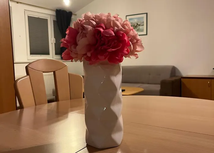 Διαμέρισμα J-max *